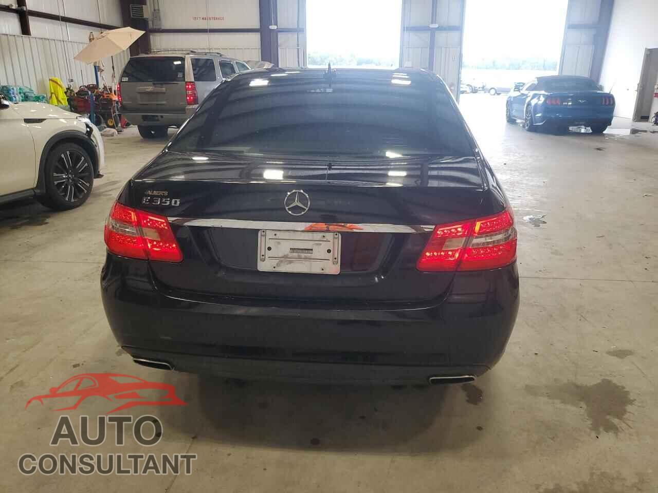 MERCEDES-BENZ E-CLASS 2012 - WDDHF5KB6CA620241