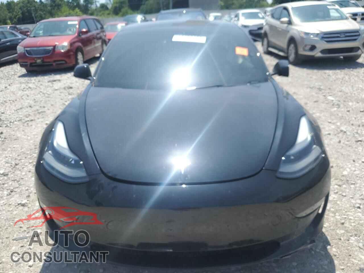 TESLA MODEL 3 2023 - 5YJ3E1EA5PF690927