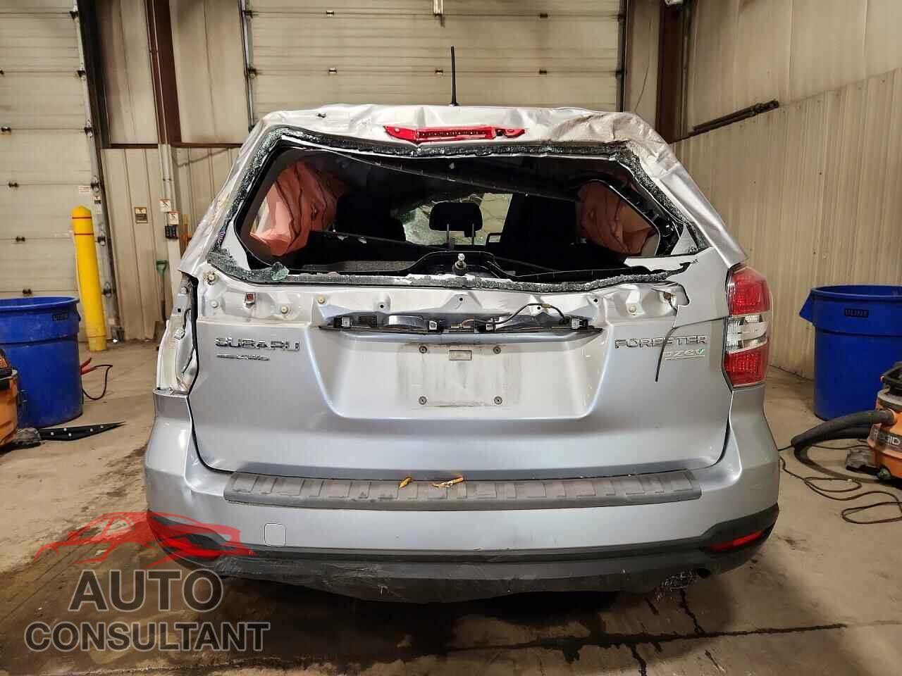 SUBARU FORESTER 2014 - JF2SJAAC8EH520588