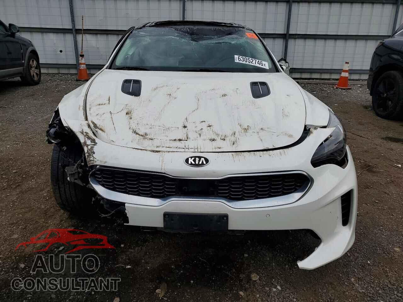 KIA STINGER 2019 - KNAE25LA0K6059614