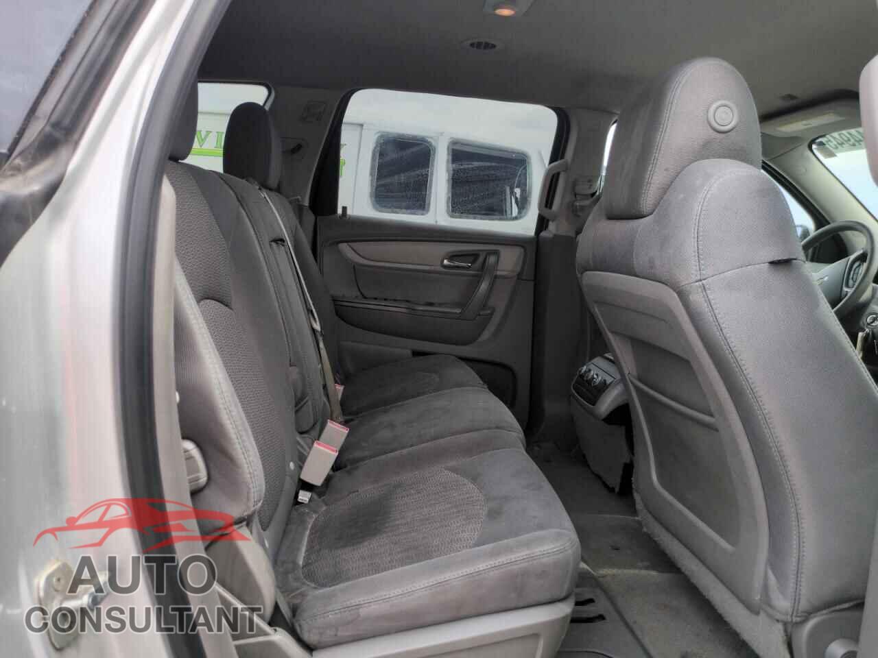 CHEVROLET TRAVERSE 2013 - 1GNKVFKD8DJ114767