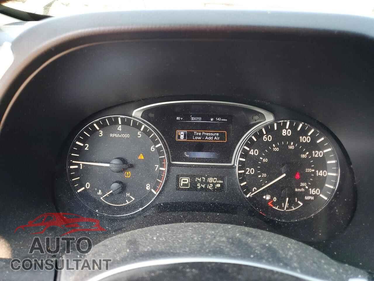 NISSAN PATHFINDER 2015 - 5N1AR2MMXFC666370