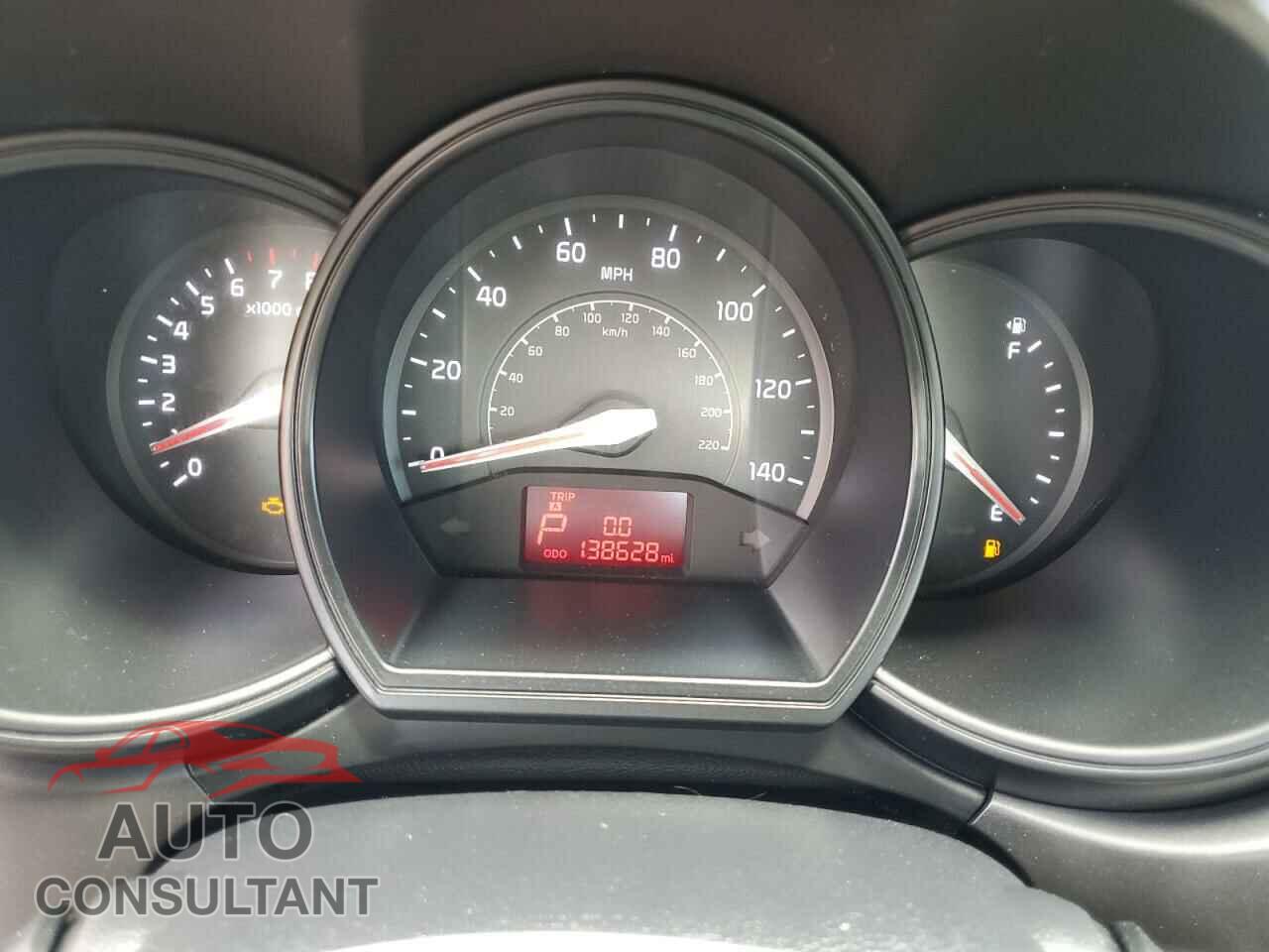 KIA RIO 2013 - KNADN4A38D6208940