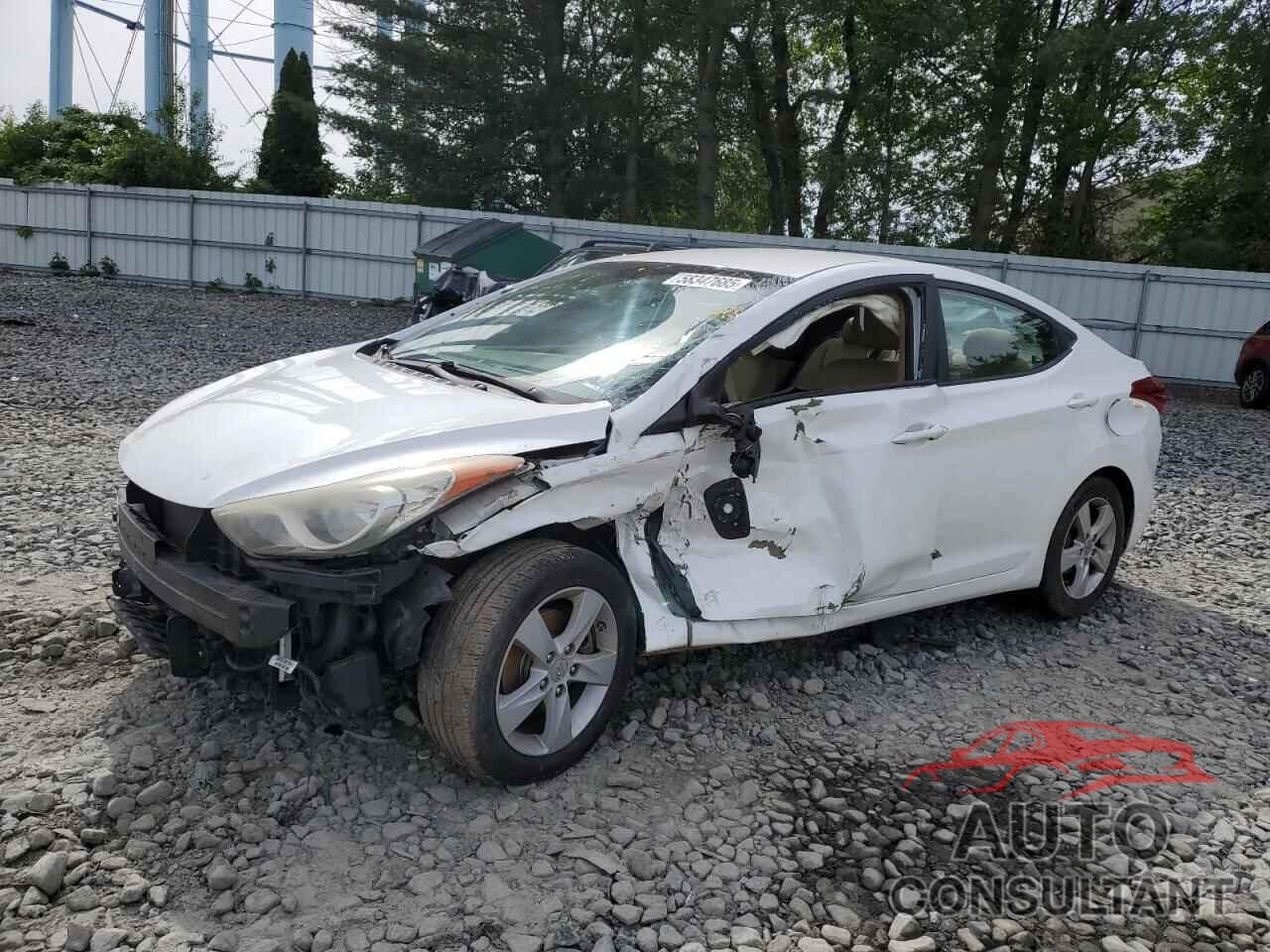 HYUNDAI ELANTRA 2012 - 5NPDH4AE5CH064473