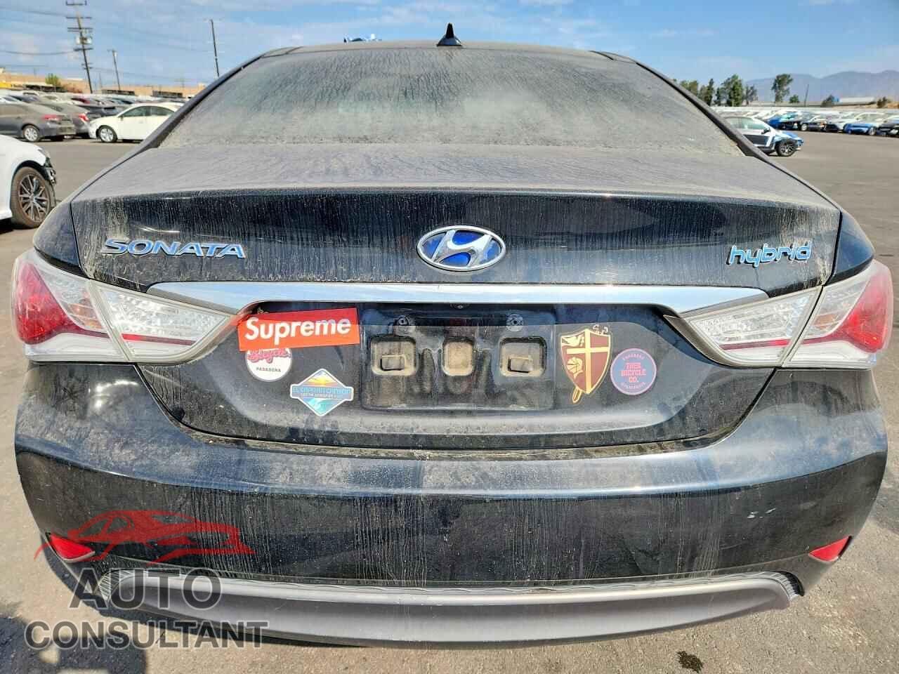 HYUNDAI SONATA 2012 - KMHEC4A41CA062670