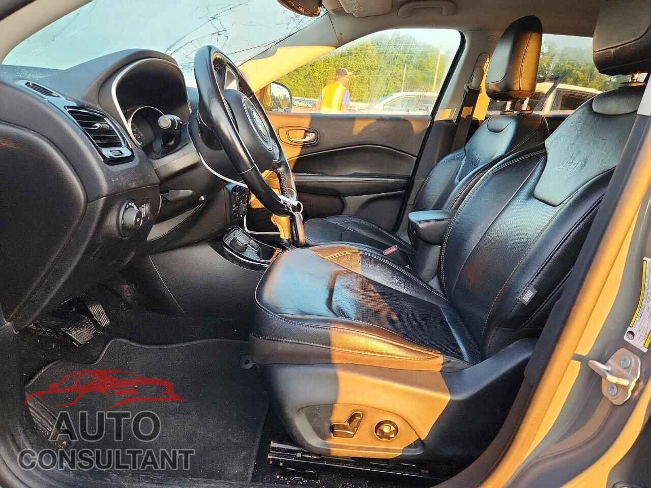 JEEP COMPASS 2019 - 3C4NJDCB3KT771887