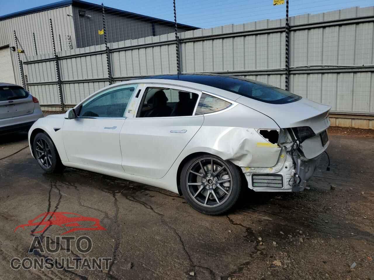 TESLA MODEL 3 2020 - 5YJ3E1EA5LF660255
