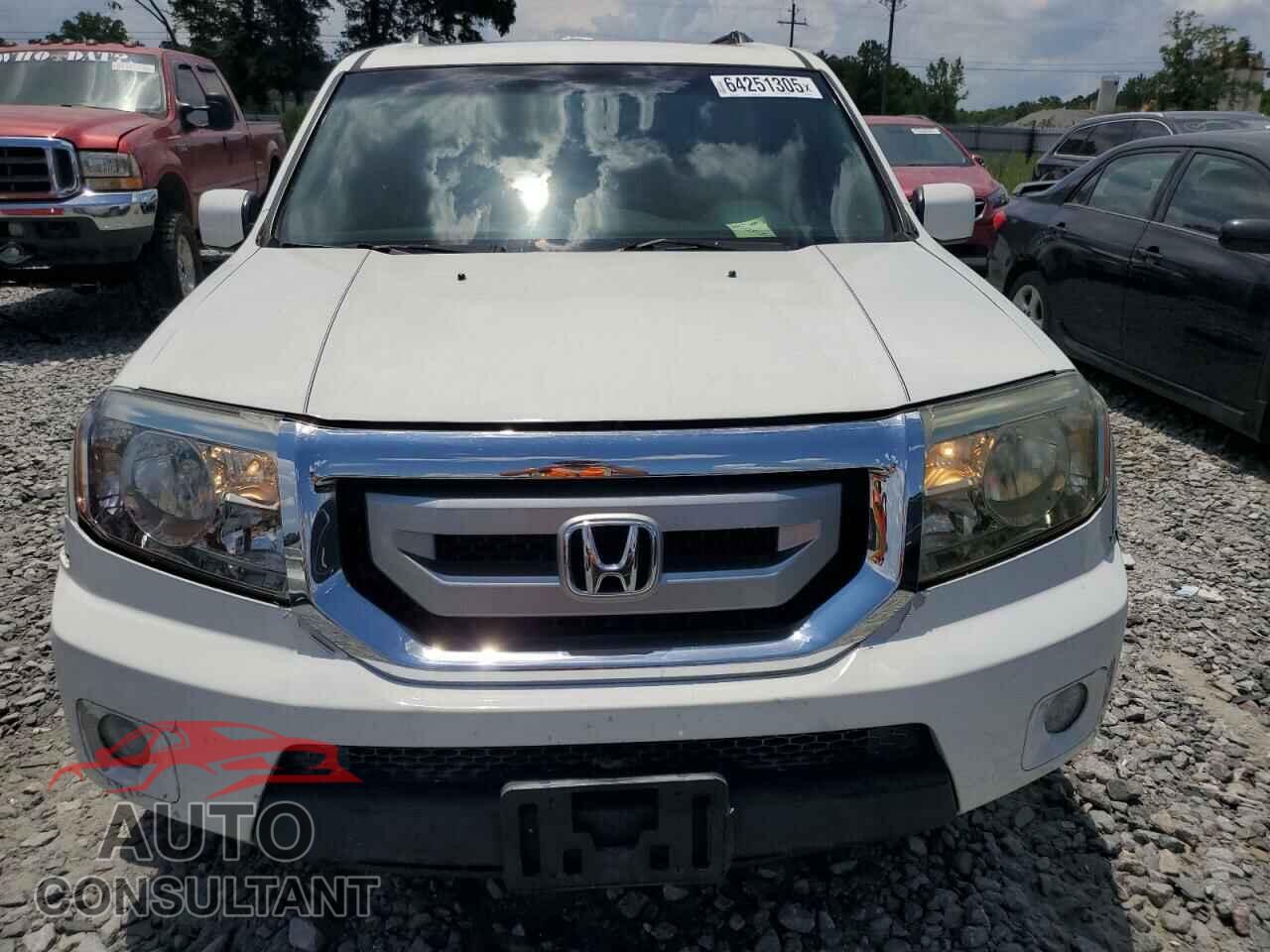 HONDA PILOT 2011 - 5FNYF4H52BB050041