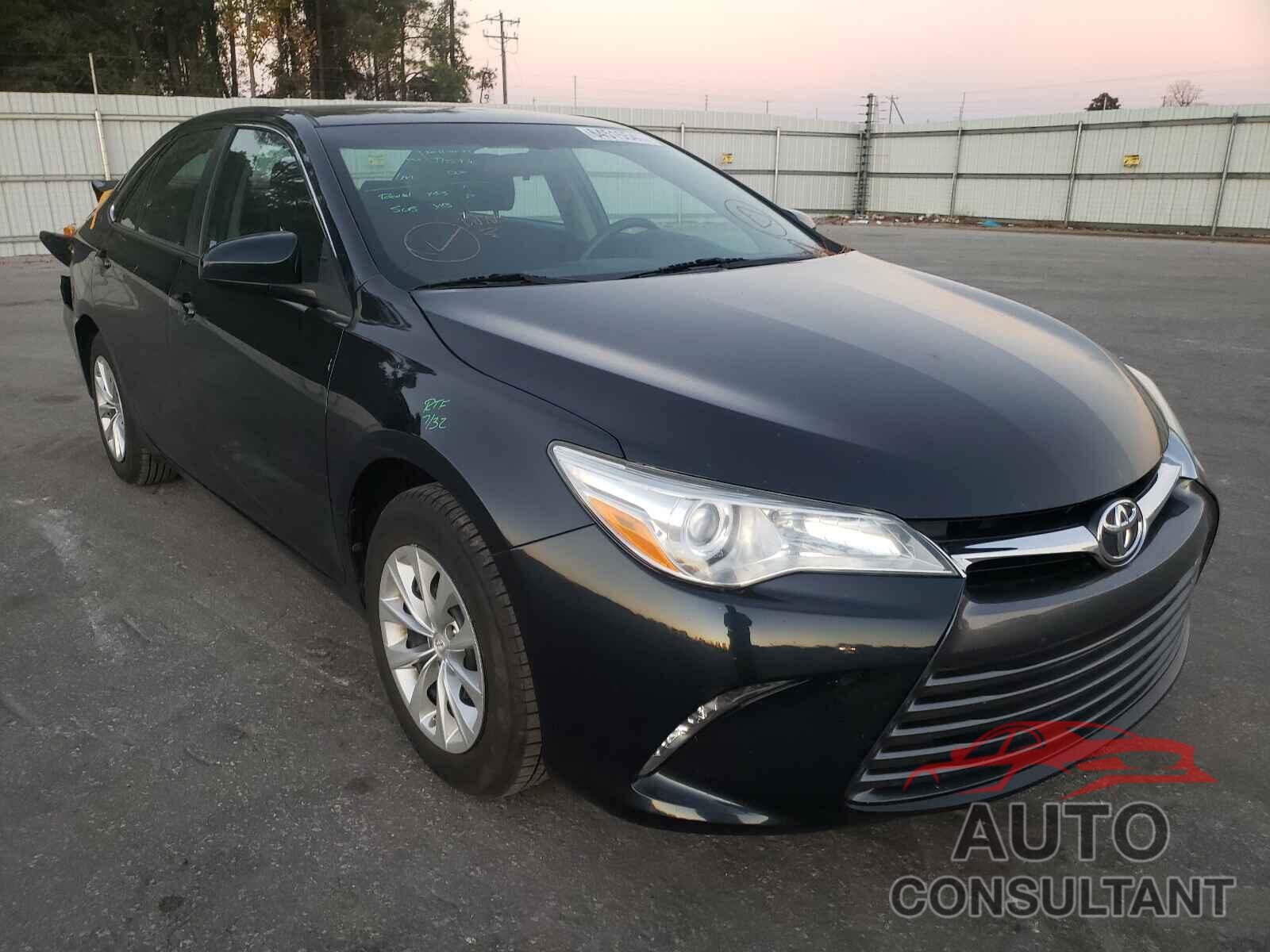 TOYOTA CAMRY 2016 - 4T4BF1FK1GR520203