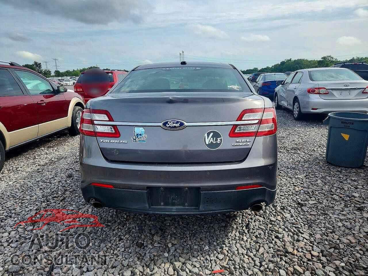FORD TAURUS 2013 - 1FAHP2E84DG228952