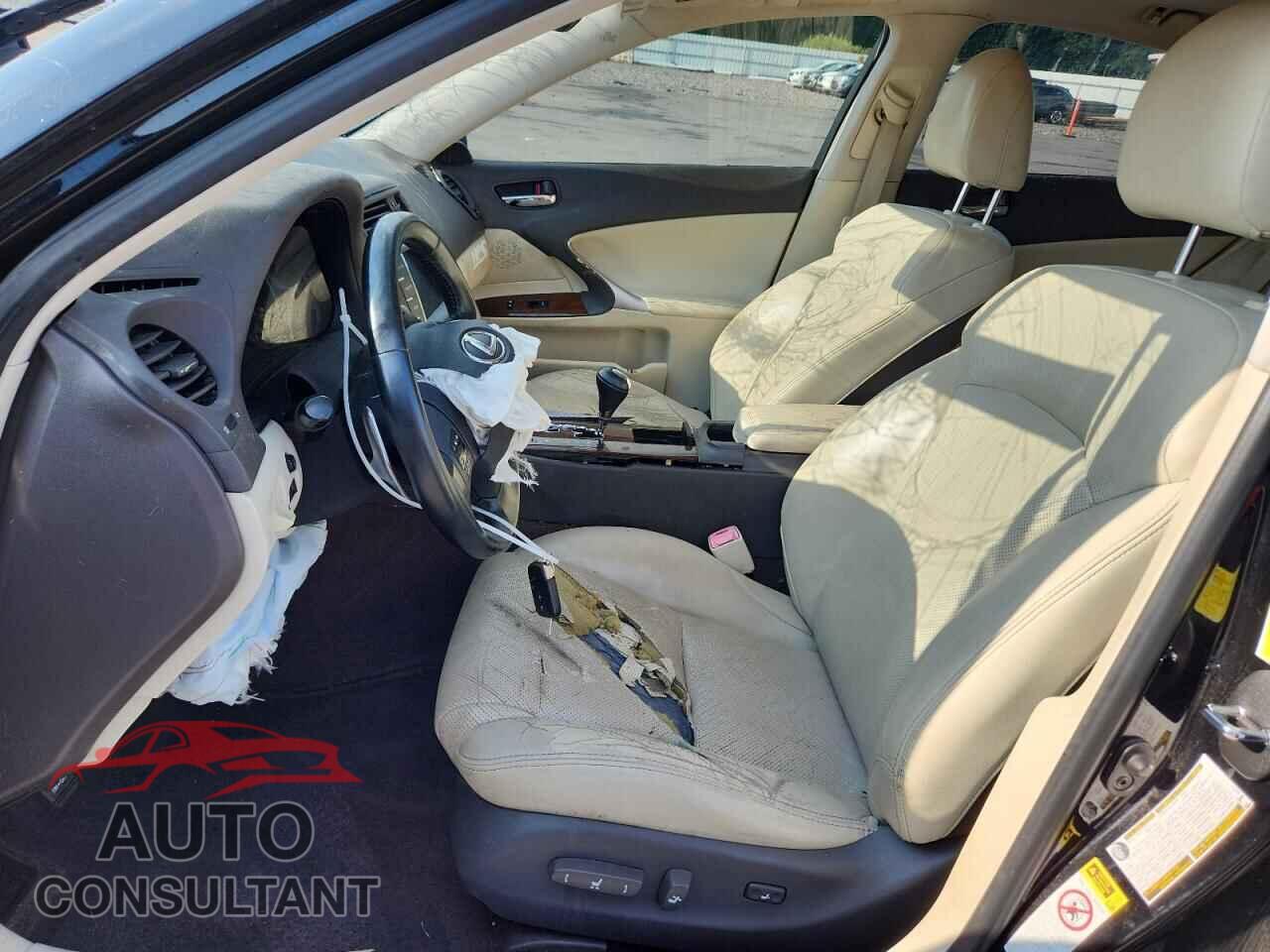 LEXUS IS 2010 - JTHBF5C29A5120870
