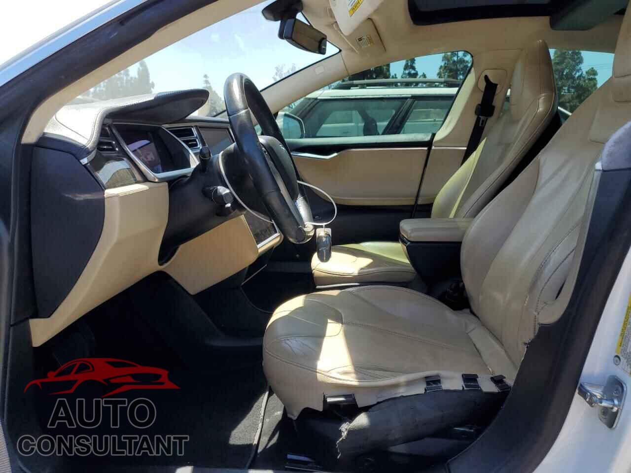 TESLA MODEL S 2013 - 5YJSA1CN3DFP05871