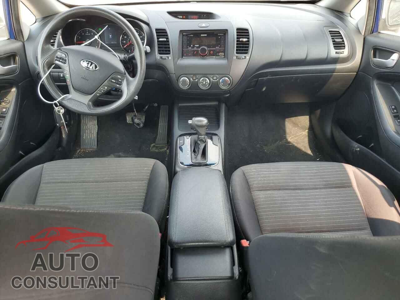 KIA FORTE 2017 - 3KPFL4A74HE145355