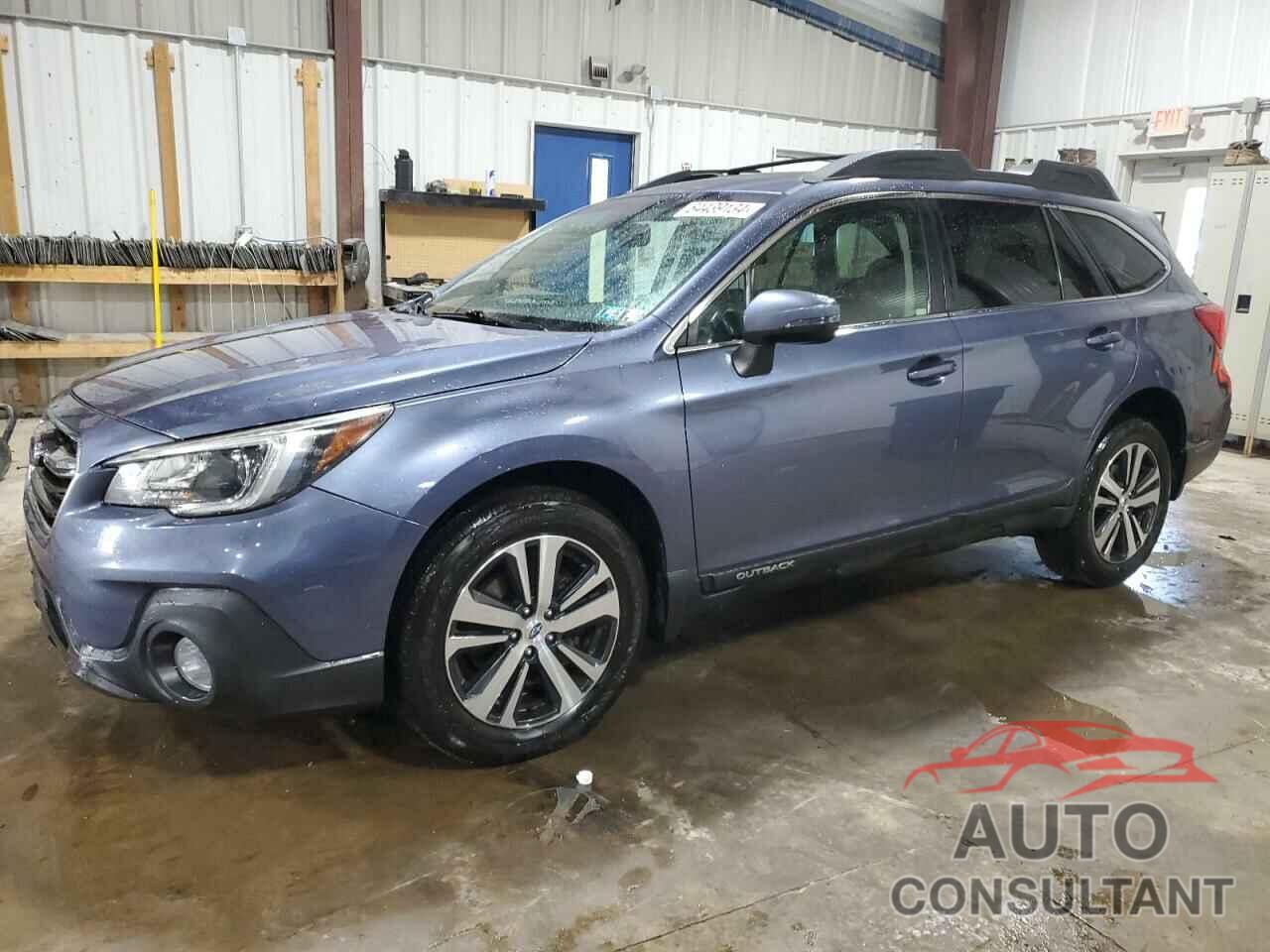 SUBARU OUTBACK 2018 - 4S4BSAKC8J3213175