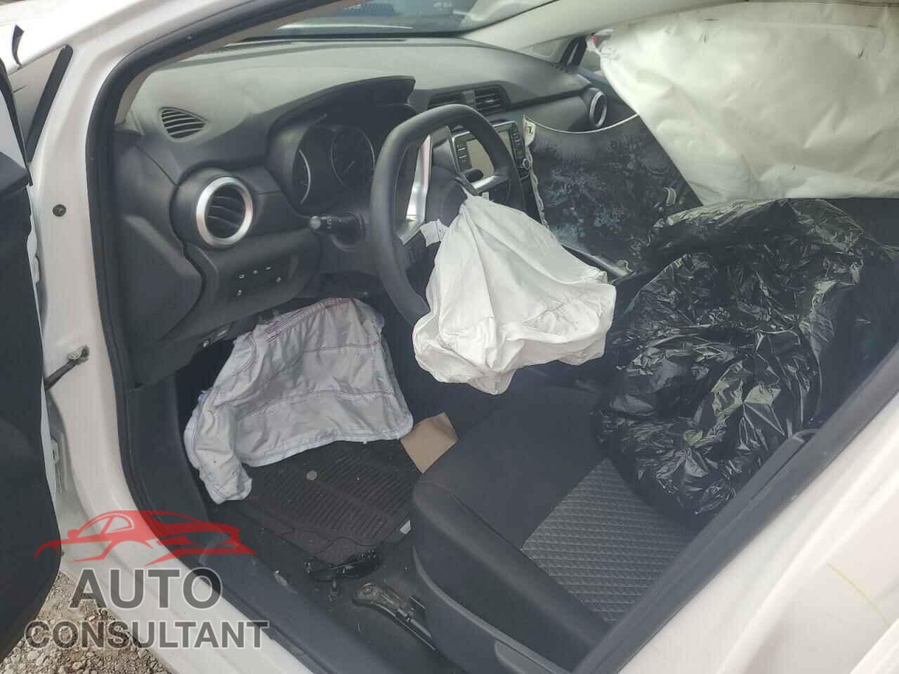 NISSAN VERSA 2021 - 3N1CN8DV1ML816813