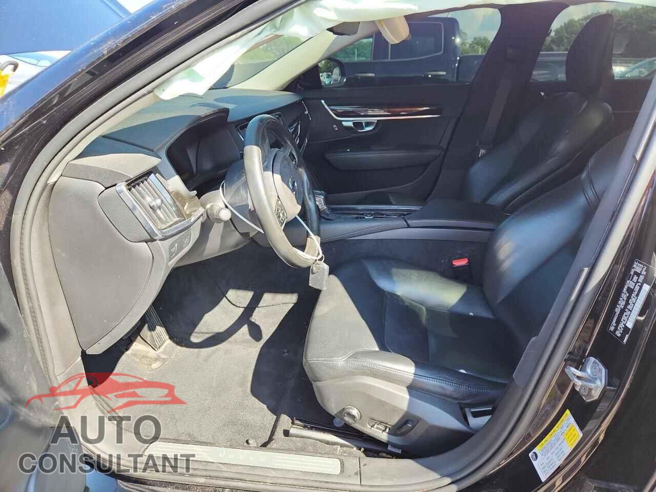 VOLVO S90 2018 - LVY982MK3JP032207
