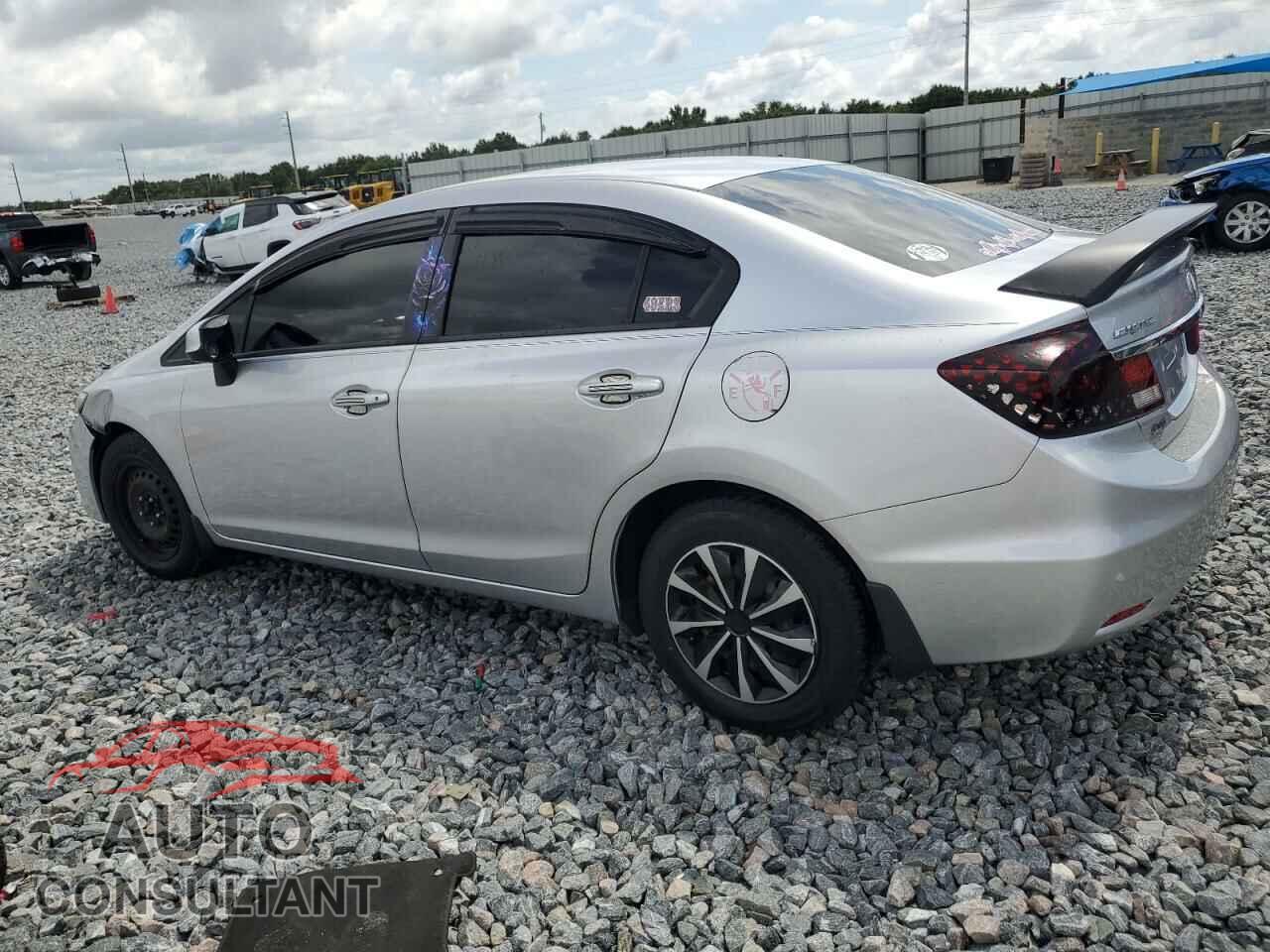 HONDA CIVIC 2013 - 19XFB2F57DE037529