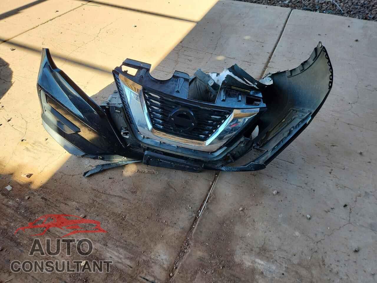 NISSAN ROGUE 2017 - KNMAT2MT1HP522084