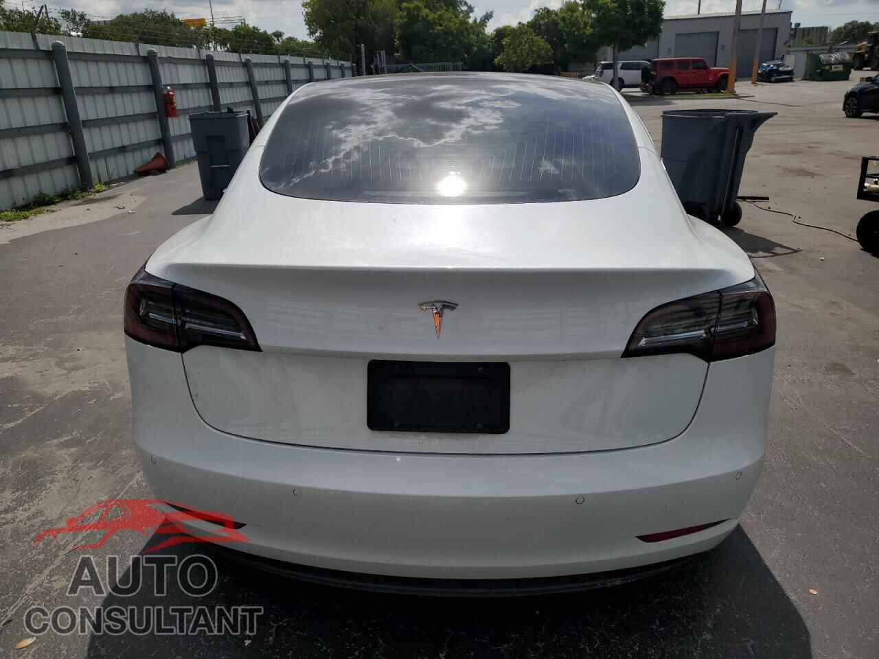 TESLA MODEL 3 2020 - 5YJ3E1EA4LF792827