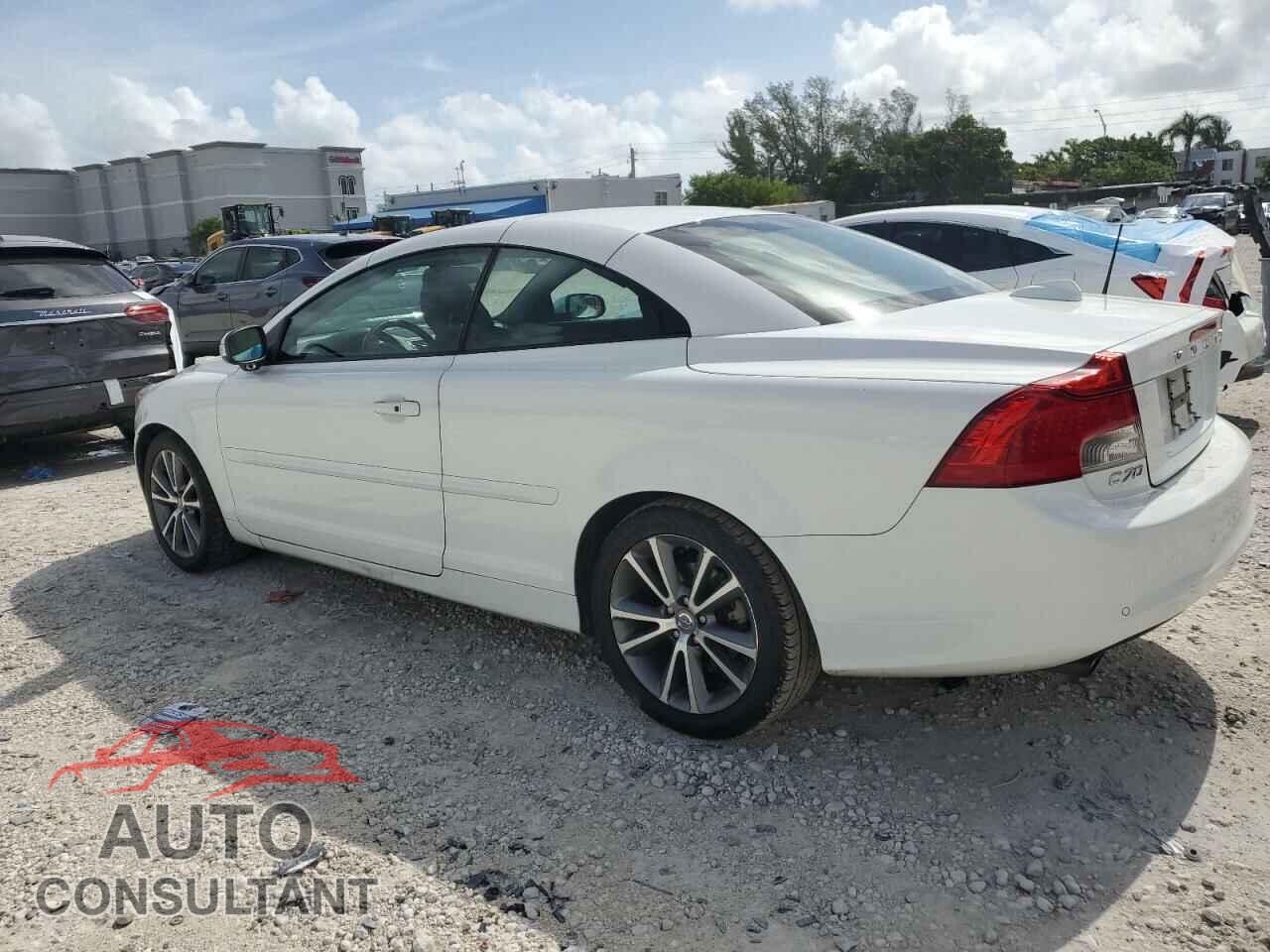 VOLVO C70 2013 - YV1672MC5DJ143753