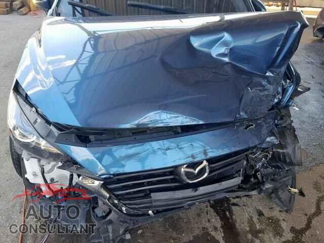 MAZDA 3 2017 - 3MZBN1U73HM141108