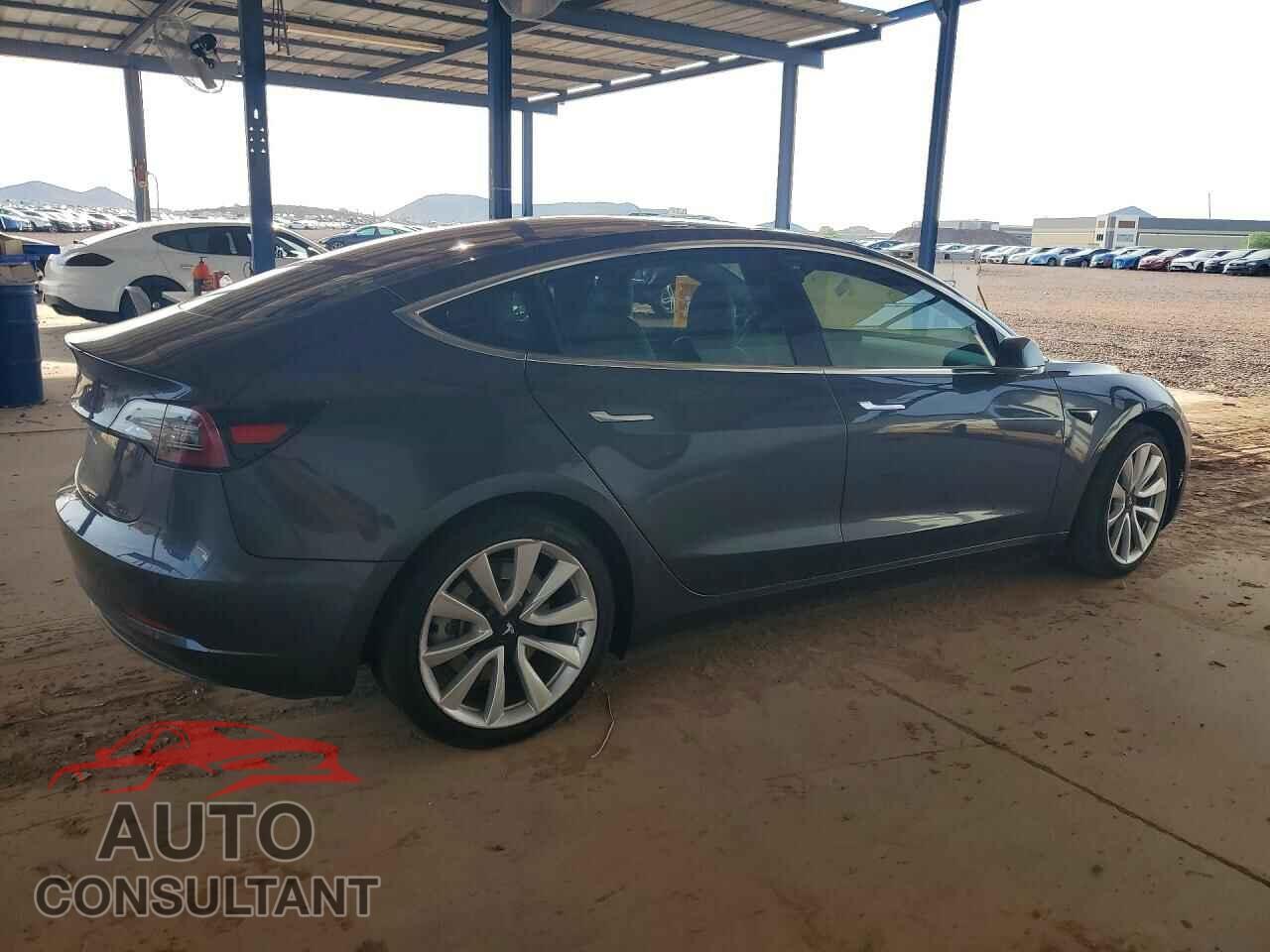 TESLA MODEL 3 2018 - 5YJ3E1EA4JF048805