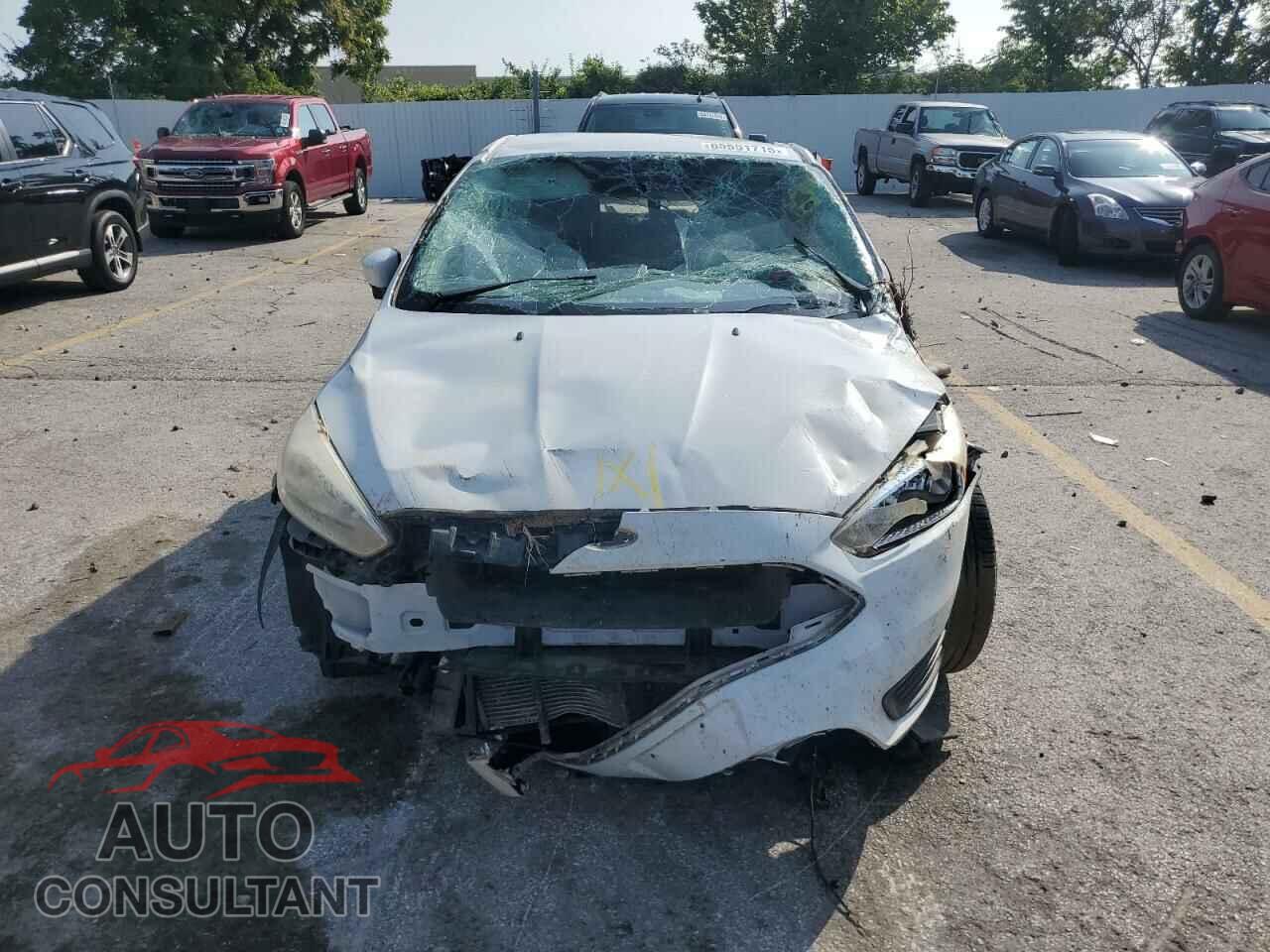 FORD FOCUS 2016 - 1FADP3F2XGL247631