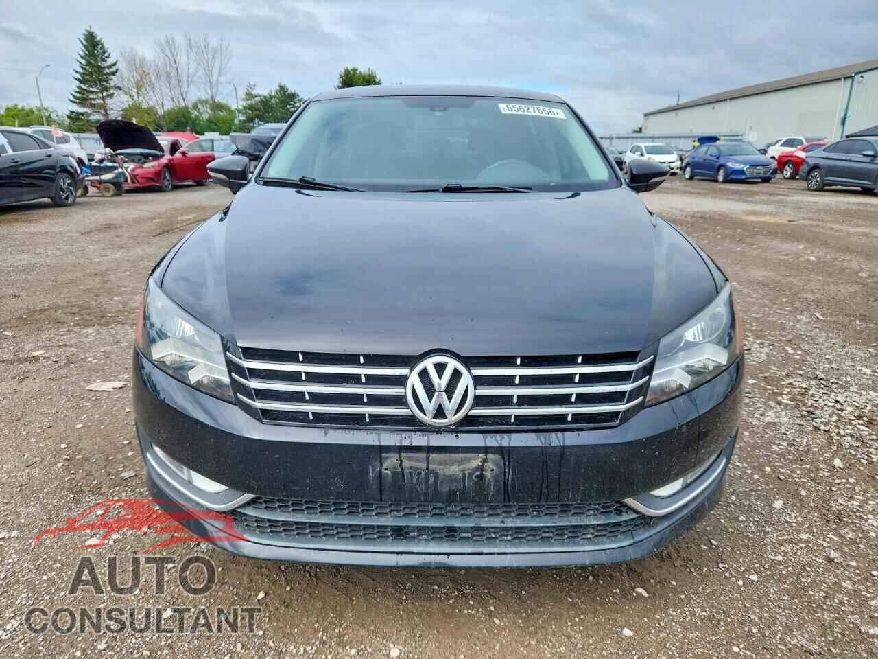 VOLKSWAGEN PASSAT 2012 - 1VWAN7A37CC007230