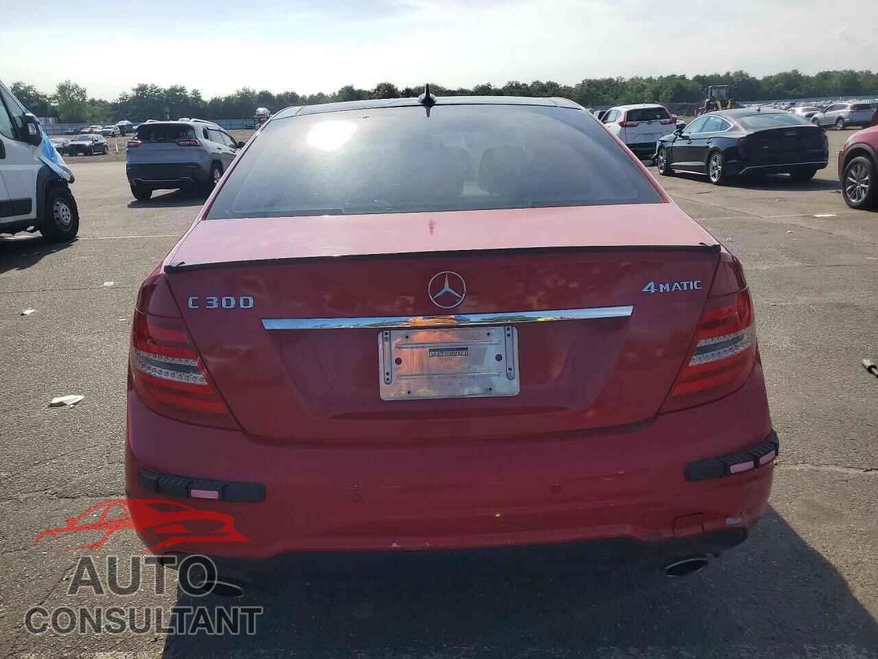 MERCEDES-BENZ C-CLASS 2012 - WDDGF8BBXCF862563