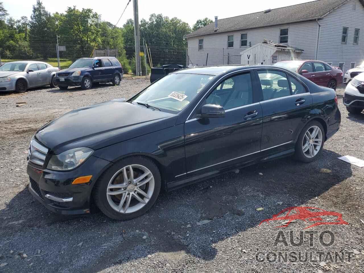 MERCEDES-BENZ C-CLASS 2013 - WDDGF4HB8DA798845