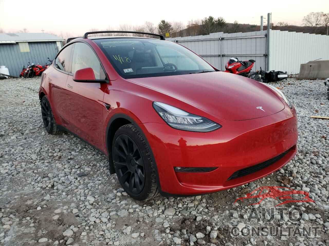 TESLA MODEL Y 2021 - 5YJYGAEE6MF185073