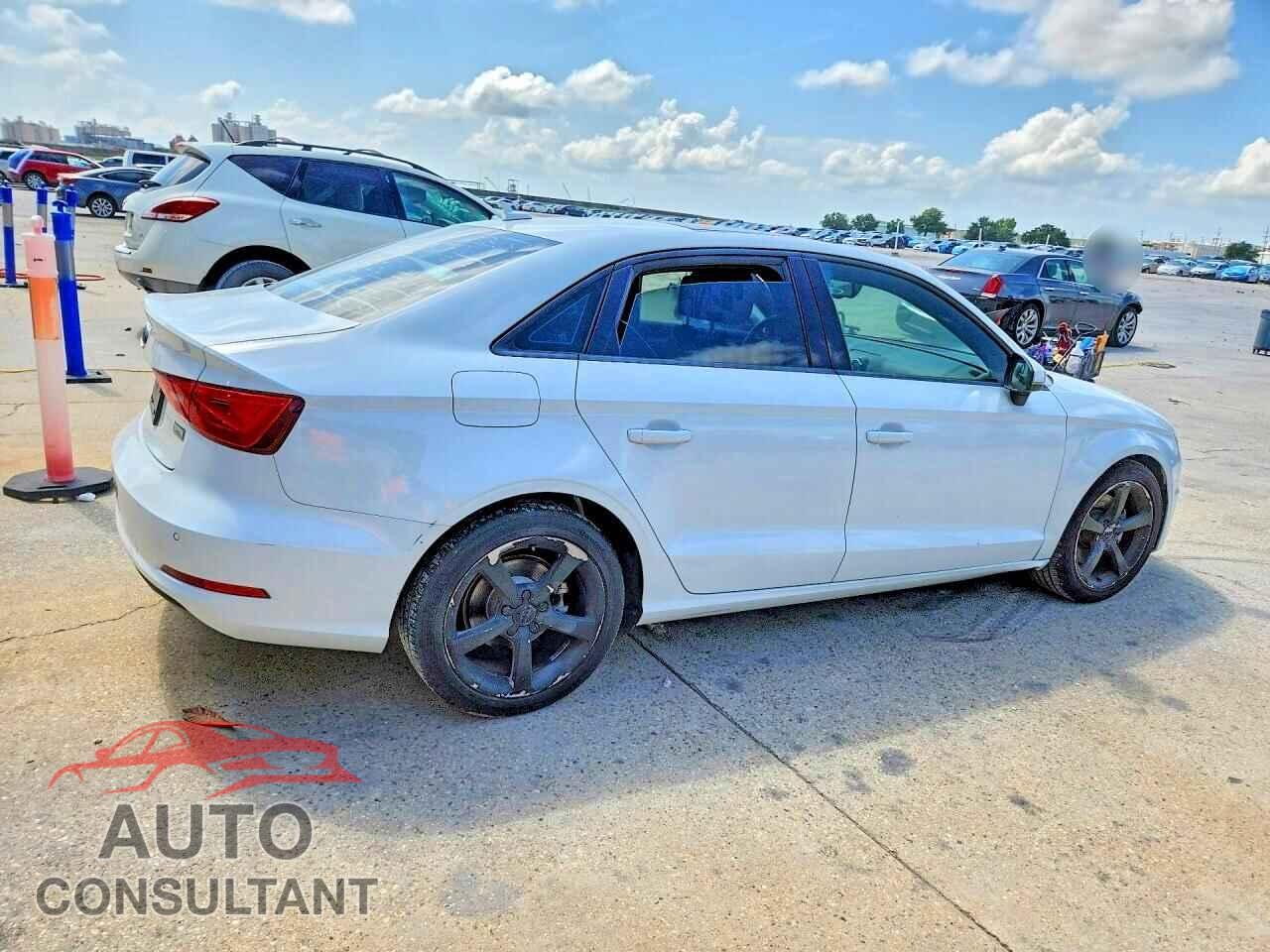 AUDI A3 2015 - WAUACGFF9F1128253