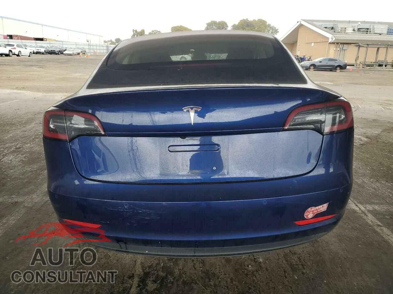 TESLA MODEL 3 2018 - 5YJ3E1EA1JF026065