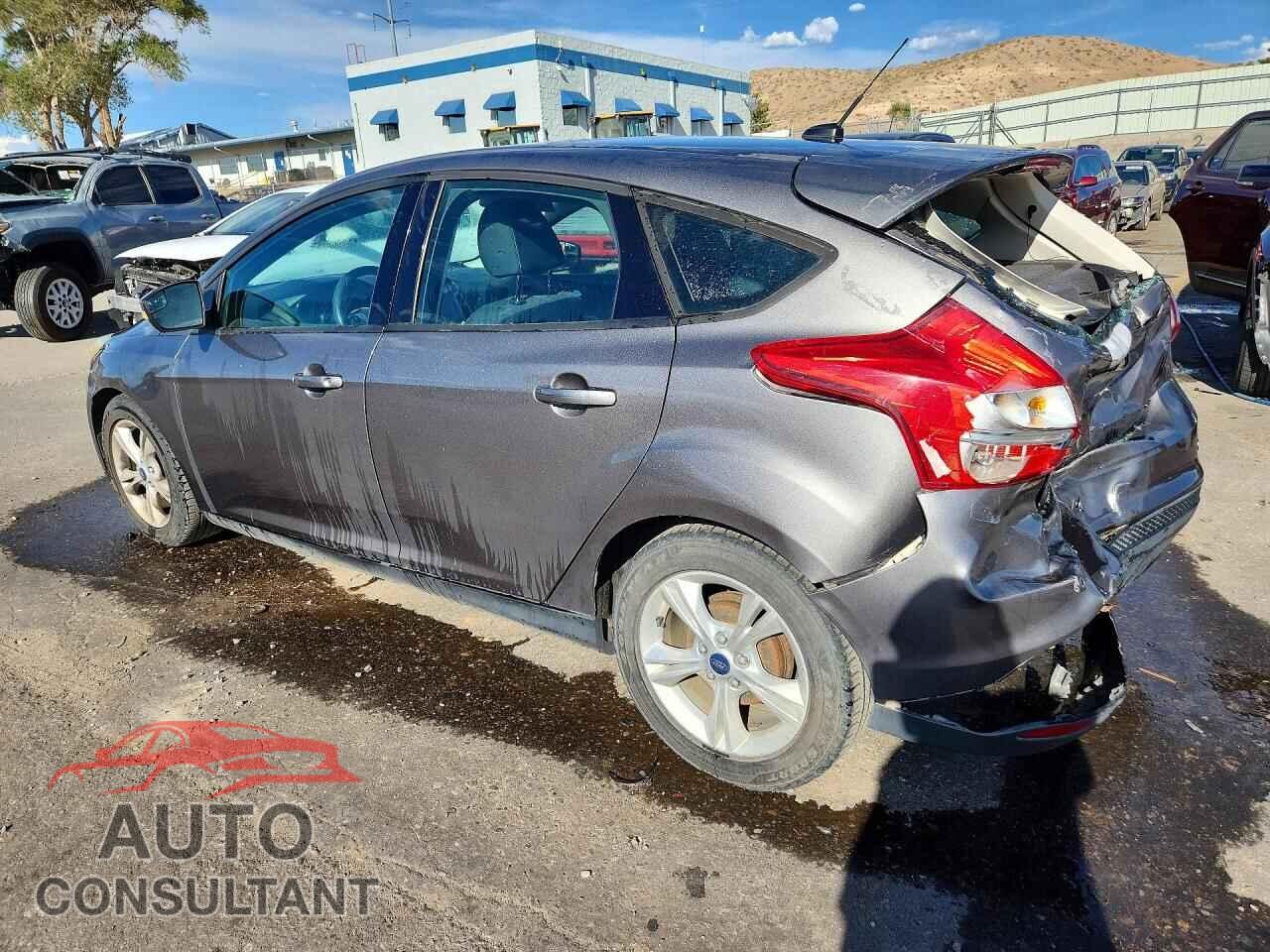 FORD FOCUS 2014 - 1FADP3K28EL375062