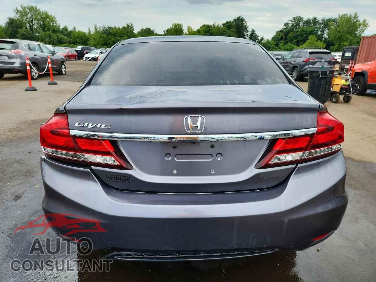 HONDA CIVIC 2015 - 2HGFB2F97FH512771