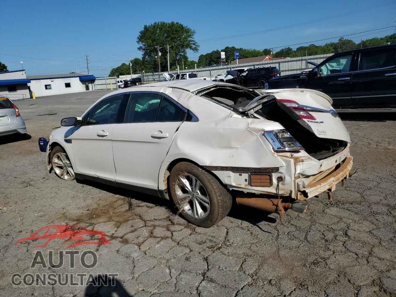 FORD TAURUS 2015 - 1FAHP2E87FG203093