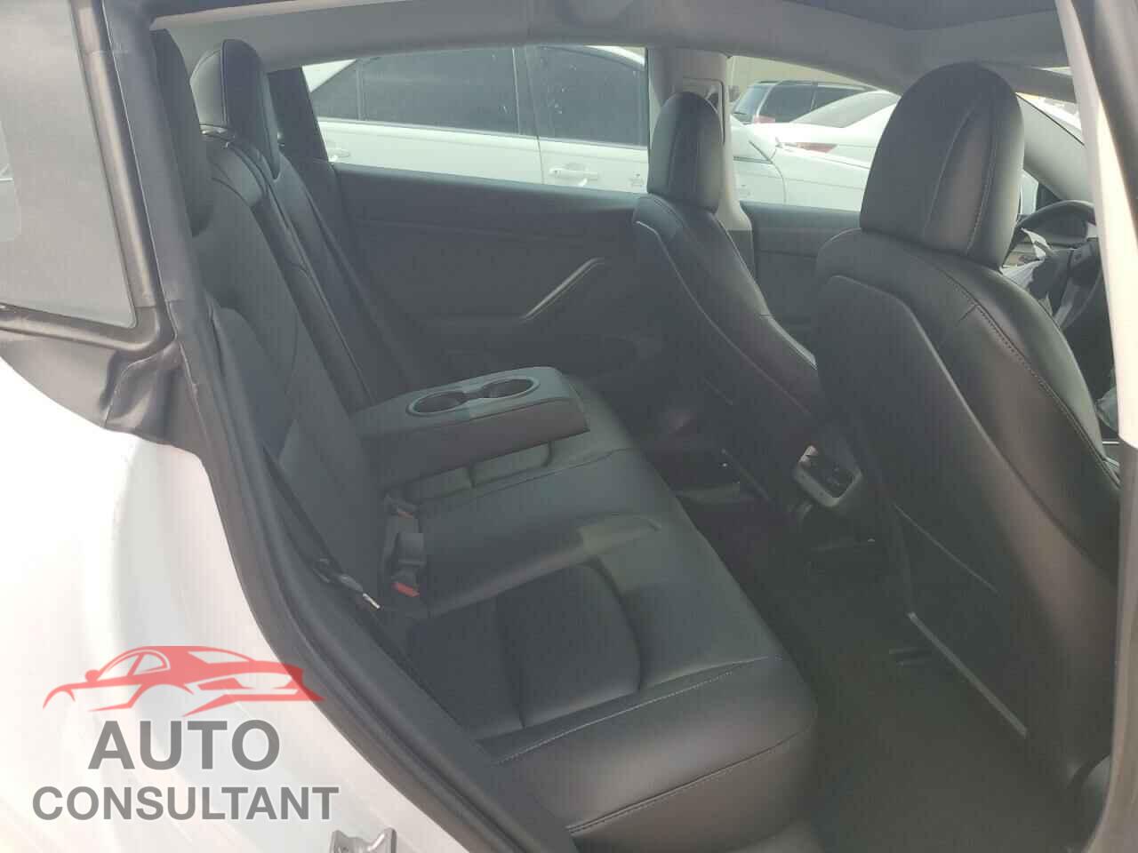 TESLA MODEL 3 2021 - 5YJ3E1ECXMF050287
