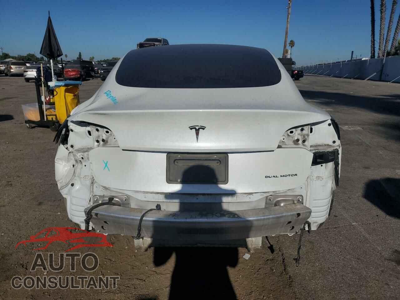TESLA MODEL 3 2019 - 5YJ3E1EB0KF522162
