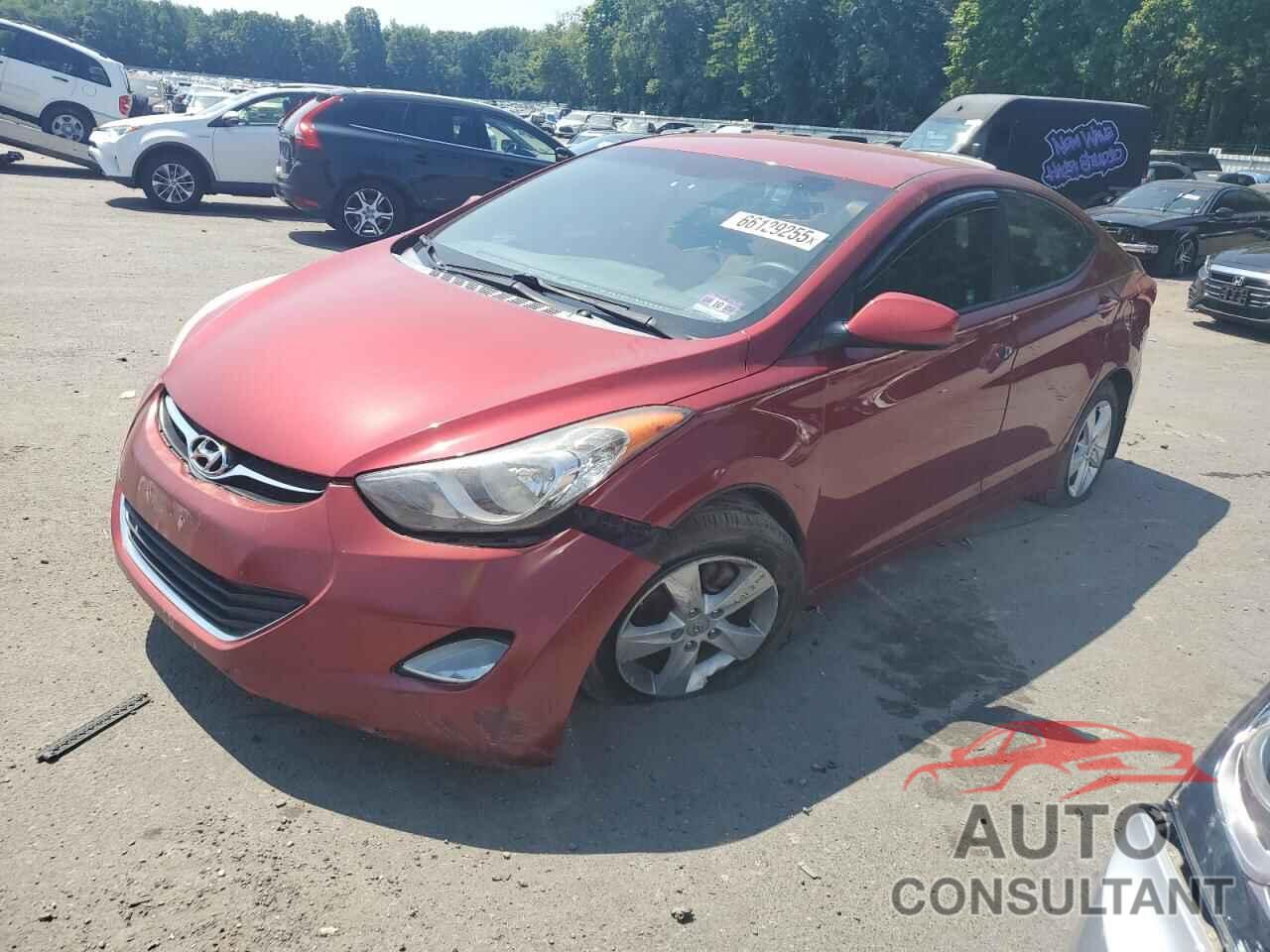 HYUNDAI ELANTRA 2012 - KMHDH4AE5CU287128