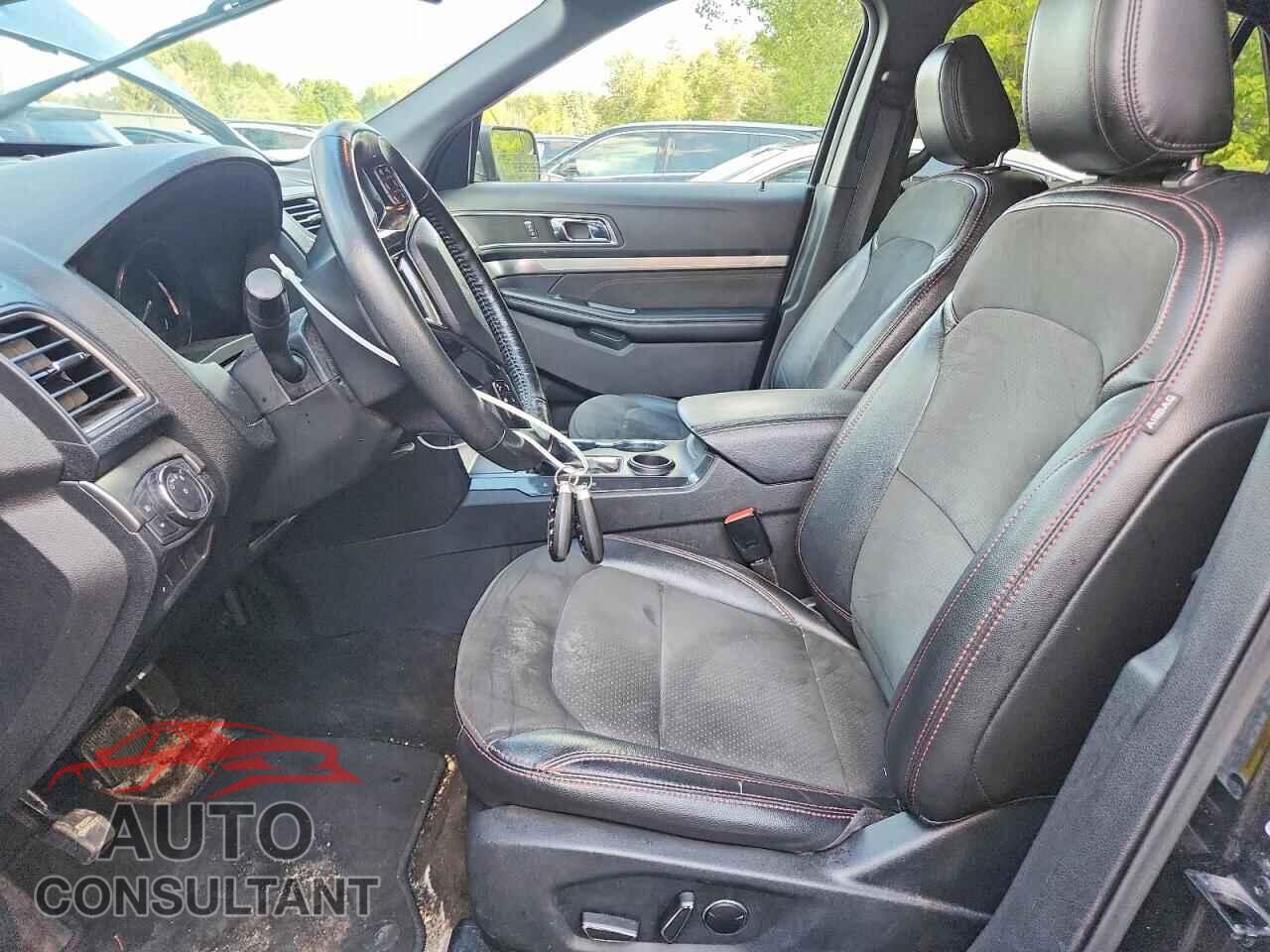 FORD EXPLORER 2018 - 1FM5K7D82JGB95595