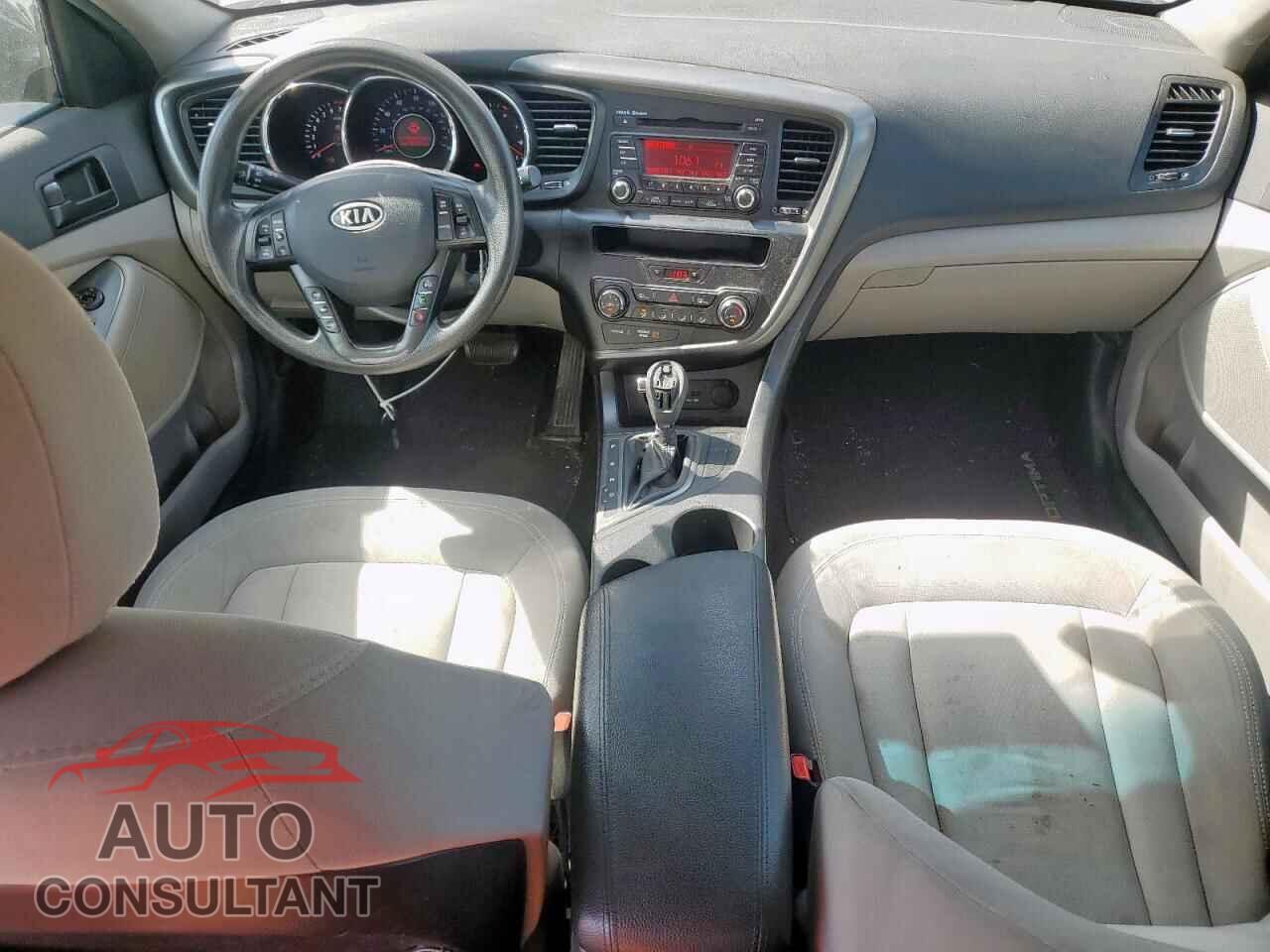 KIA OPTIMA 2011 - KNAGM4A76B5141762