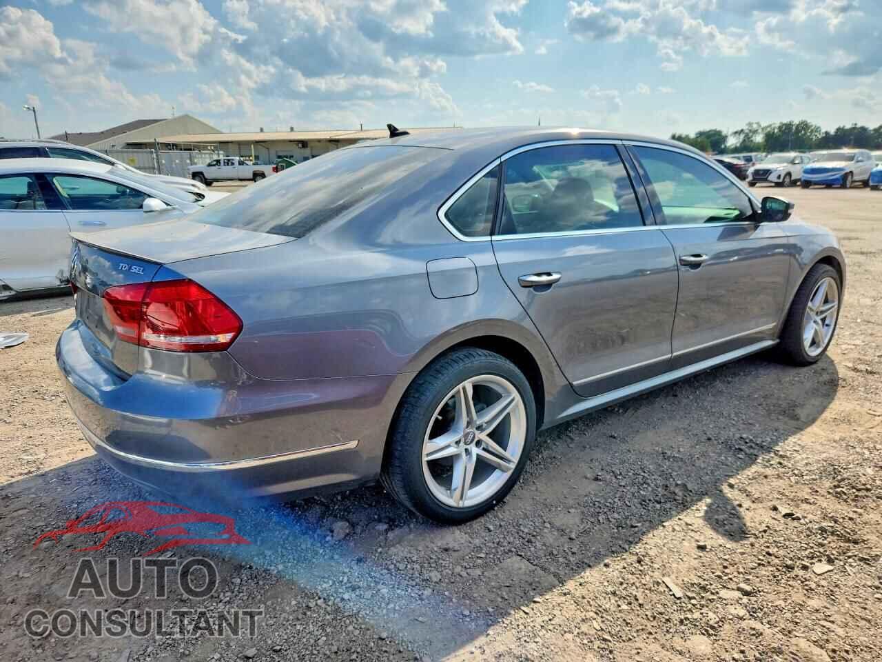 VOLKSWAGEN PASSAT 2014 - 1VWCN7A35EC070631
