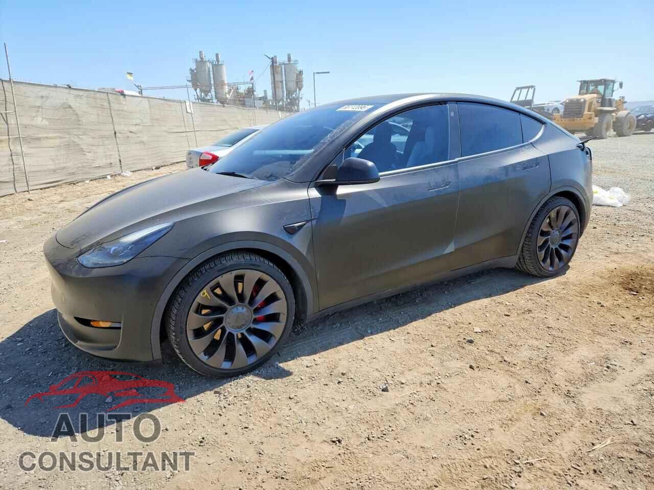 TESLA MODEL Y 2021 - 5YJYGDEF7MF277657