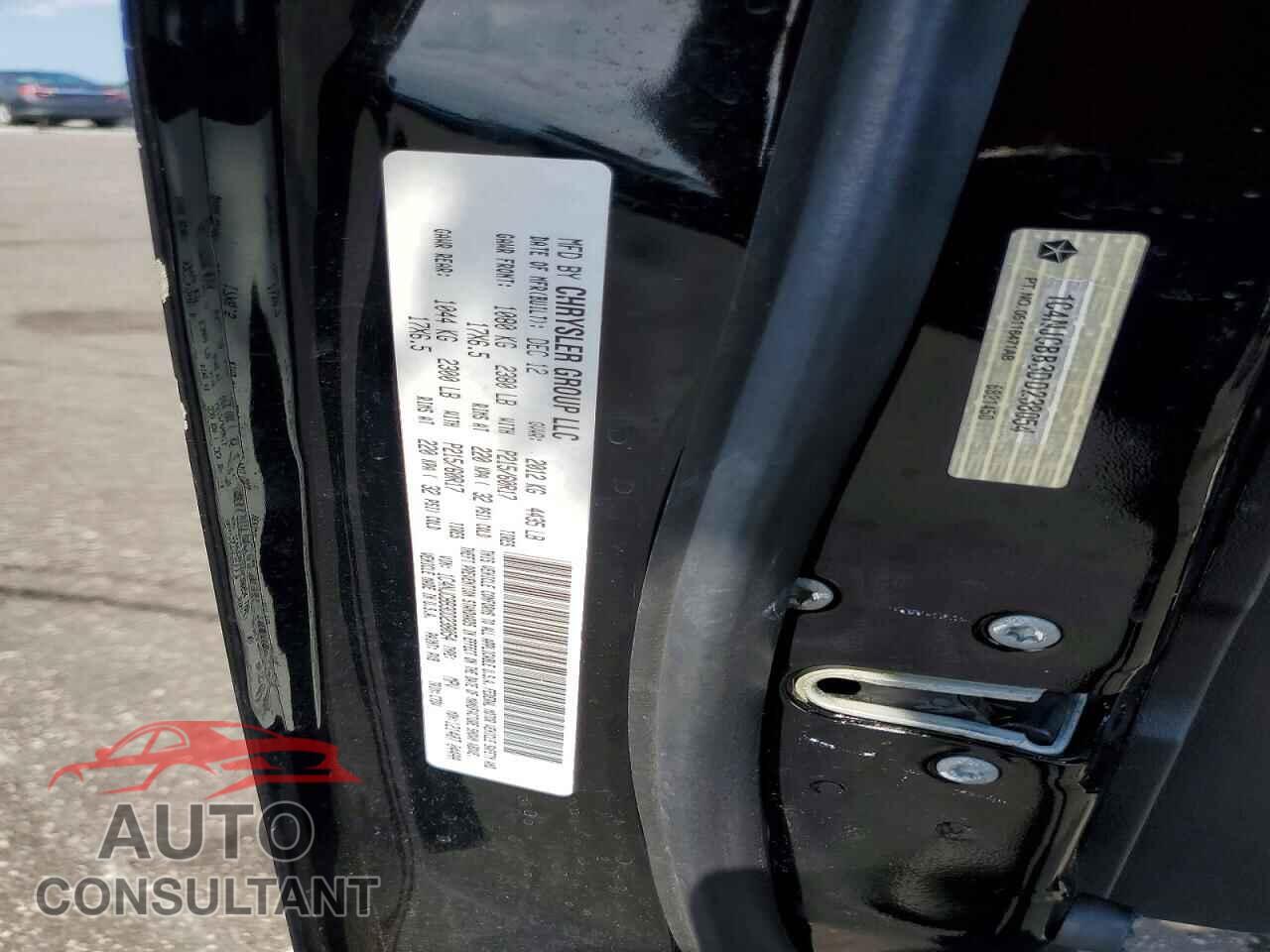 JEEP COMPASS 2013 - 1C4NJCBB3DD238054