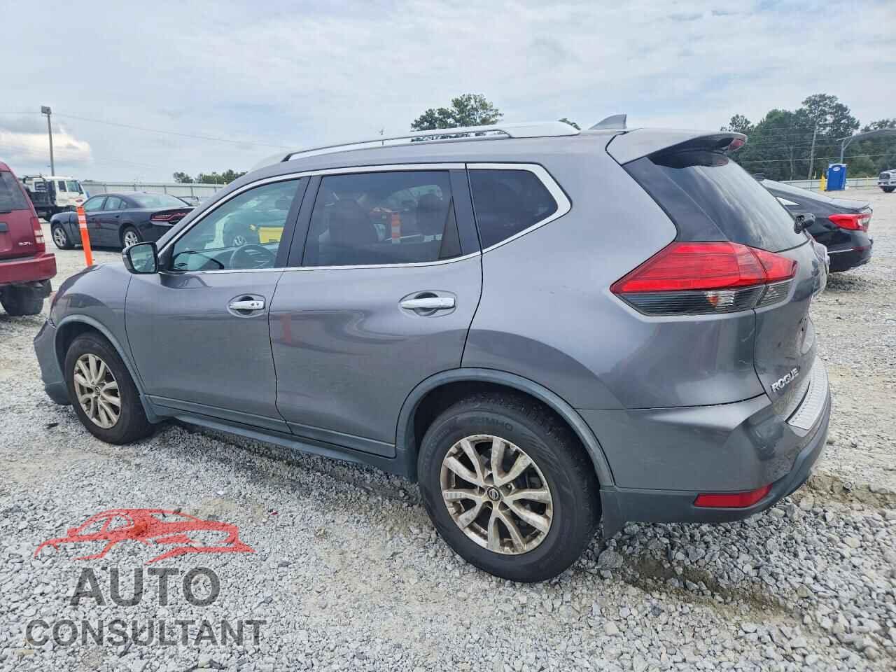 NISSAN ROGUE 2017 - KNMAT2MT8HP609657