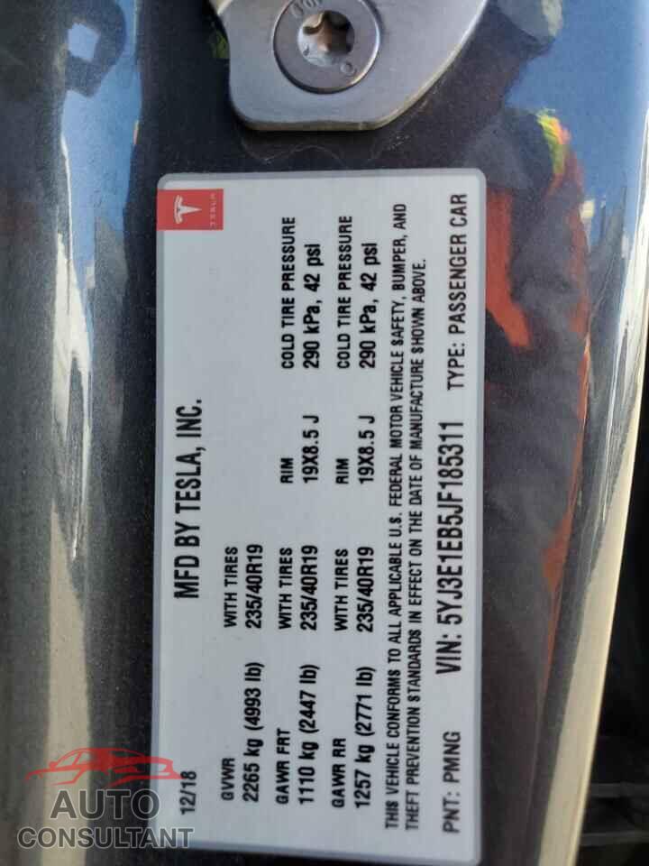 TESLA MODEL 3 2018 - 5YJ3E1EB5JF185311