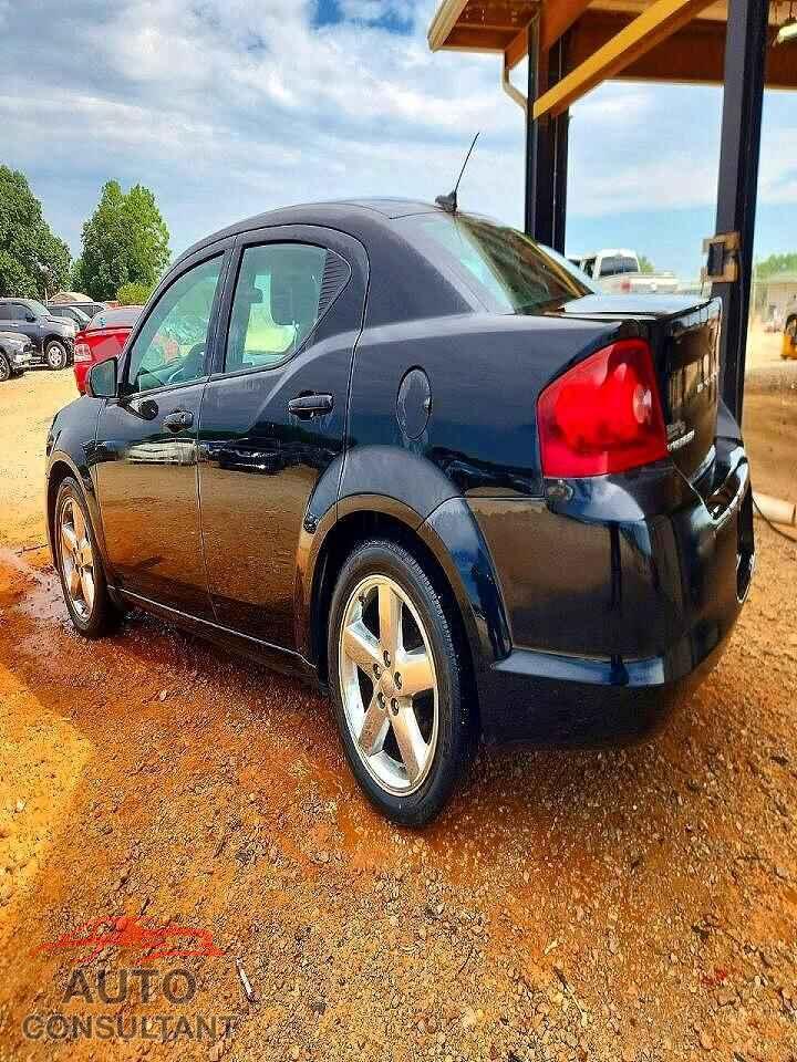 DODGE AVENGER 2013 - 1C3CDZAB0DN535218