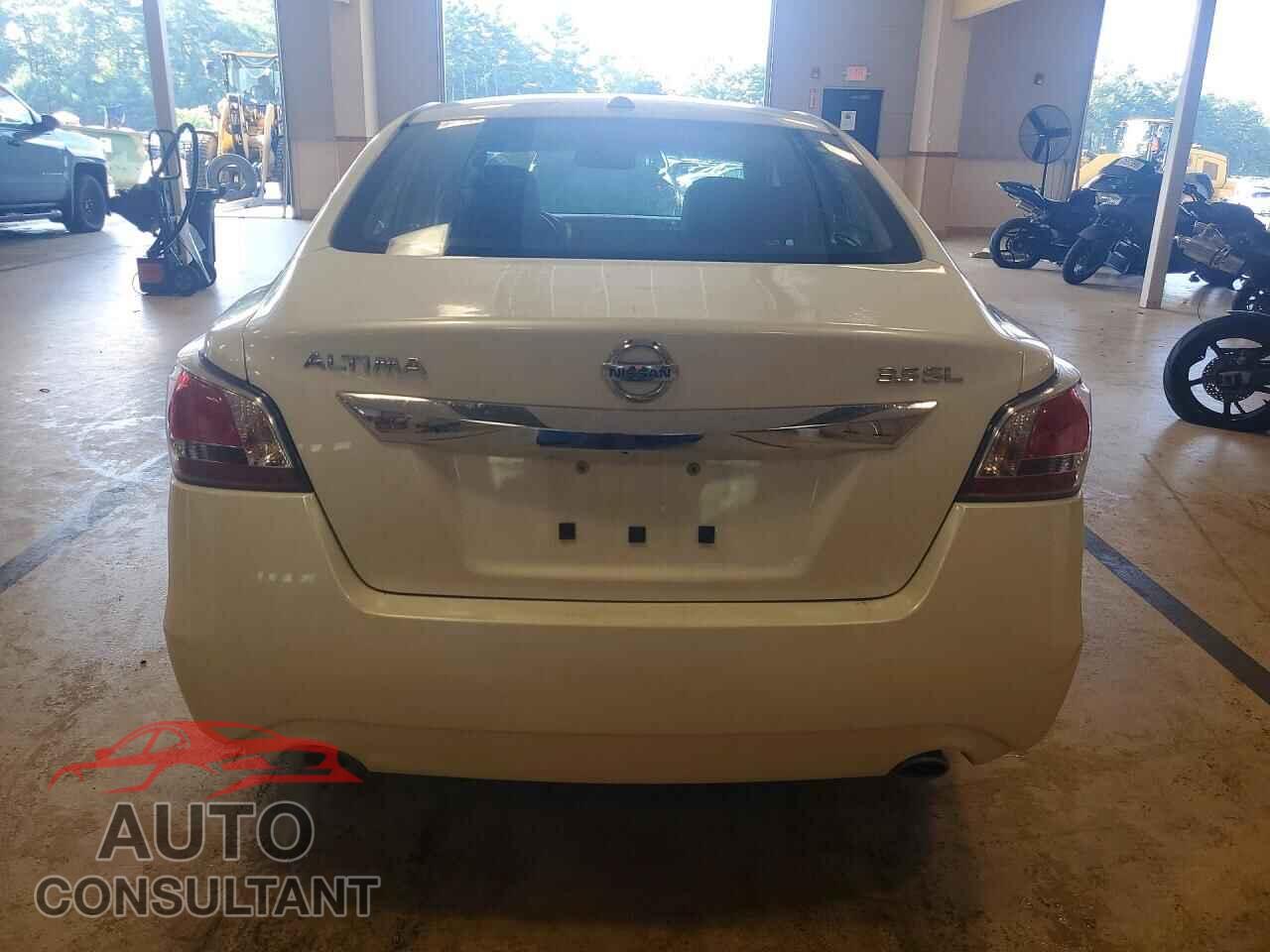 NISSAN ALTIMA 2015 - 1N4BL3AP1FC116348
