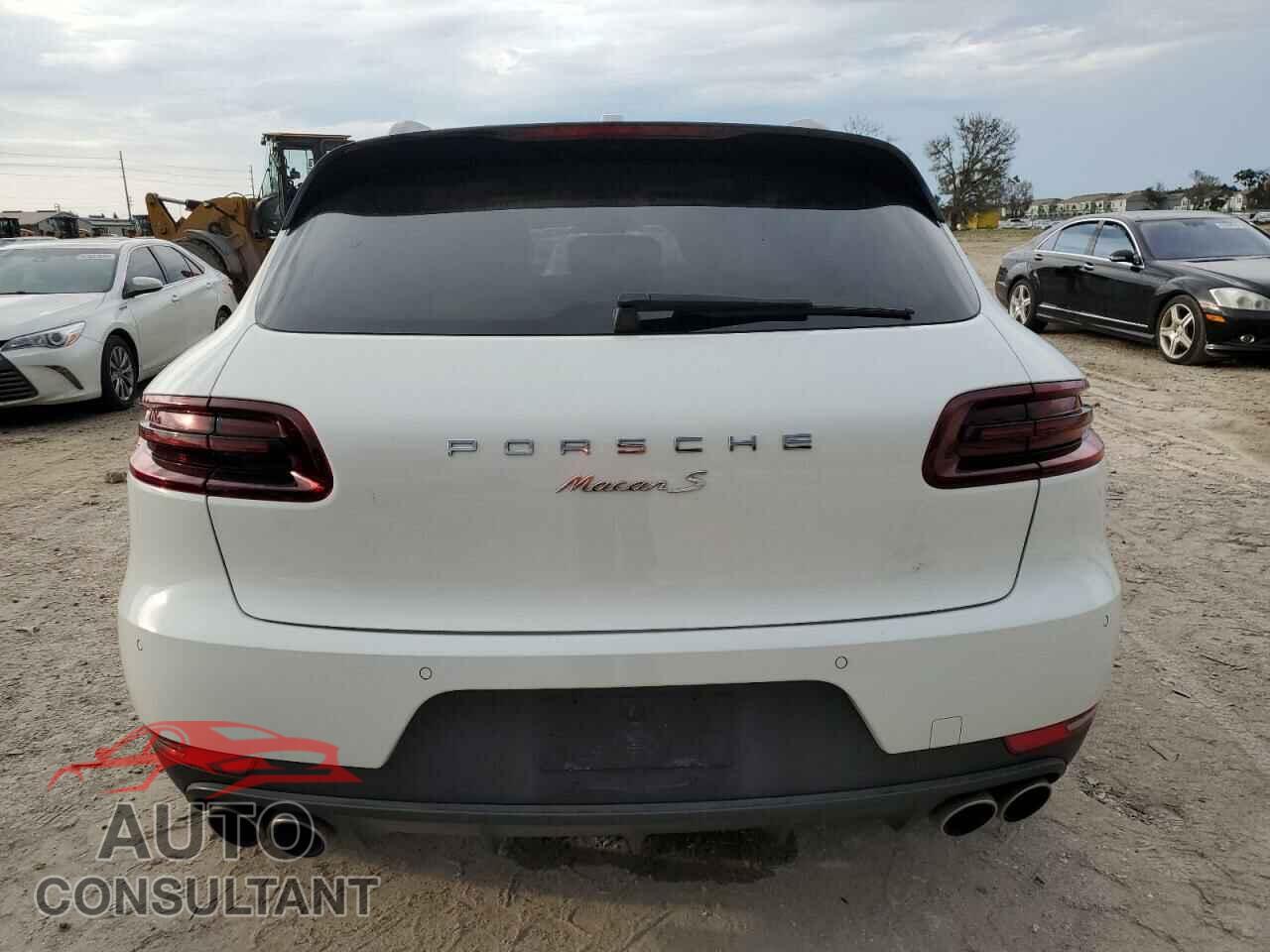 PORSCHE MACAN 2016 - WP1AB2A55GLB45756