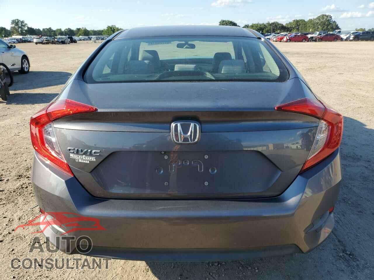 HONDA CIVIC 2017 - 19XFC2F58HE082532